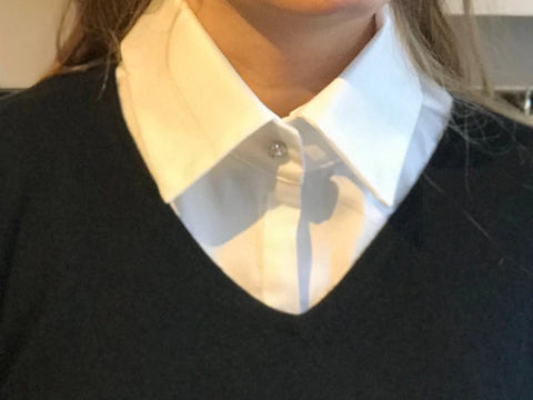 Vanessa Plizze Collar Simple